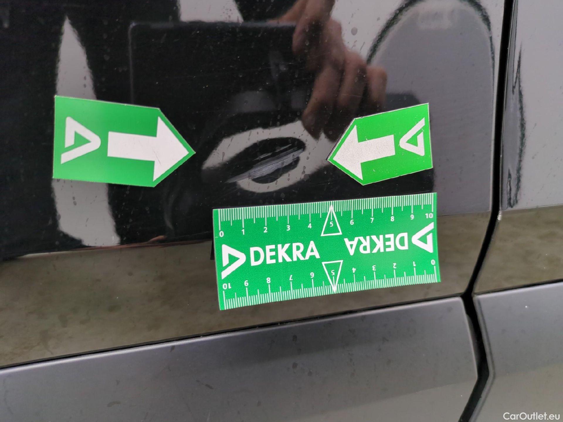  Citroen  C4  X Feel Pack 1.2 PureTech 130CV BVA8 6E #12