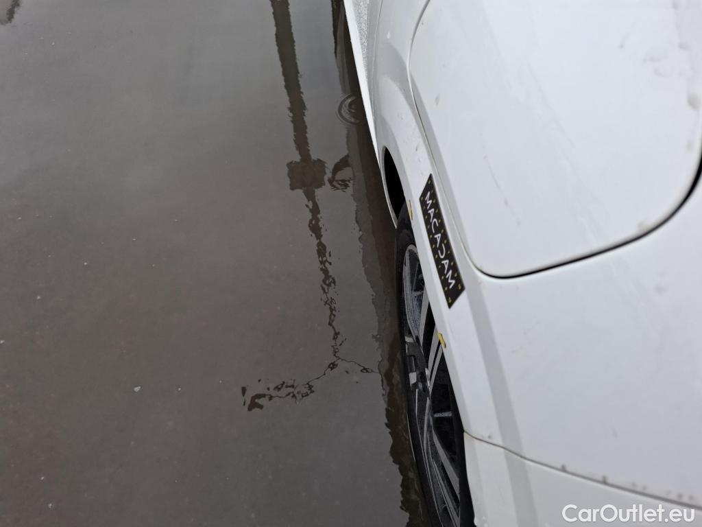  Peugeot  208  Allure Business 1.2 PureTech 100CV BVM6 E6d #9