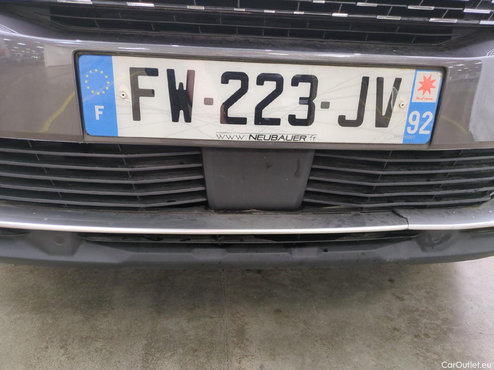  Peugeot  3008  Active Business 1.2 PureTech 130CV BVA8 E6d #23