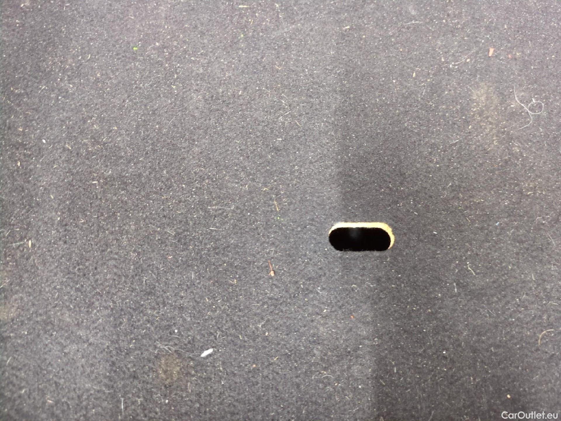  Citroen  C4  X Feel Pack 1.2 PureTech 130CV BVA8 6E #20