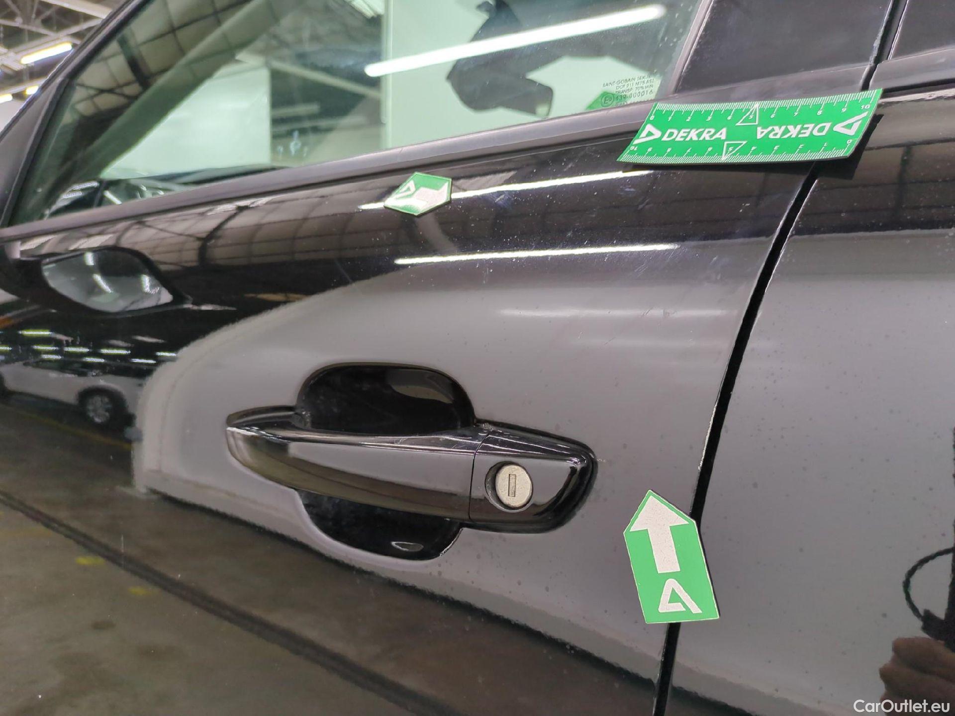  Citroen  C4  X Feel Pack 1.2 PureTech 130CV BVA8 6E #3