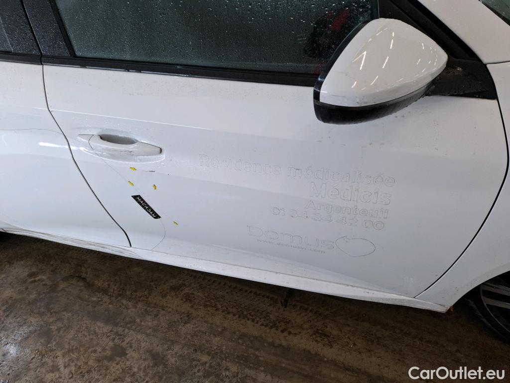  Peugeot  208  Allure Business 1.2 PureTech 100CV BVM6 E6d #21