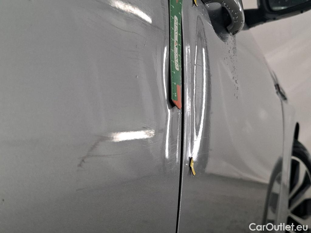  Renault  Megane  IV Berline 5 ptes. Techno 1.5 dCi 115CV BVM6 E6d #11