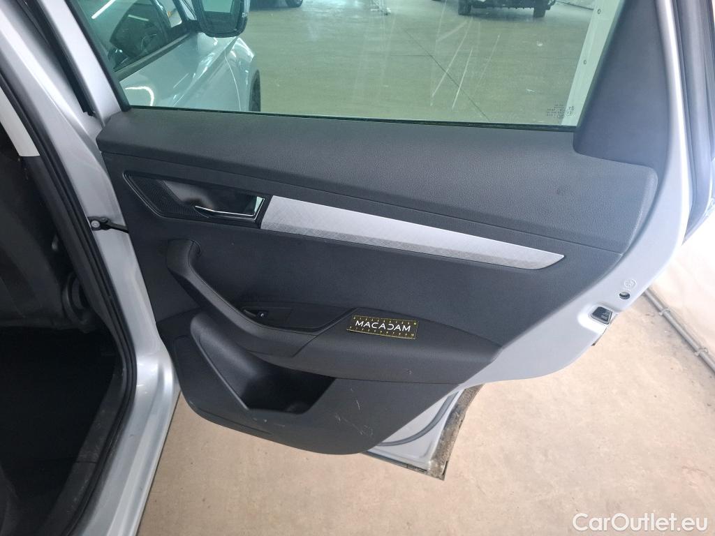  Skoda  Karoq SKODA  5p SUV 1.5 TSI 150ch ACT DSG7 Business #16