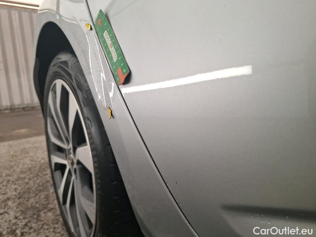  Renault  Megane  IV Berline 5 ptes. Techno 1.5 dCi 115CV BVM6 E6d #8