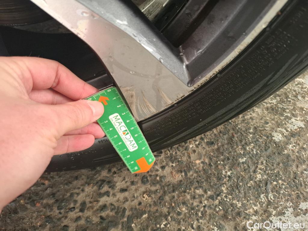  Renault  Megane  IV Berline 5 ptes. Techno 1.5 dCi 115CV BVM6 E6d #24