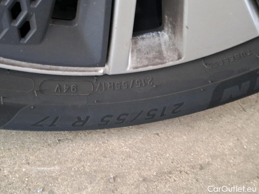  Skoda  Karoq SKODA  5p SUV 1.5 TSI 150ch ACT DSG7 Business #4