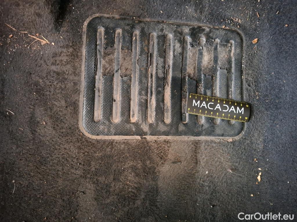  Citroen  C3  Feel Business 1.2 PureTech 80CV BVM5 E6d #12