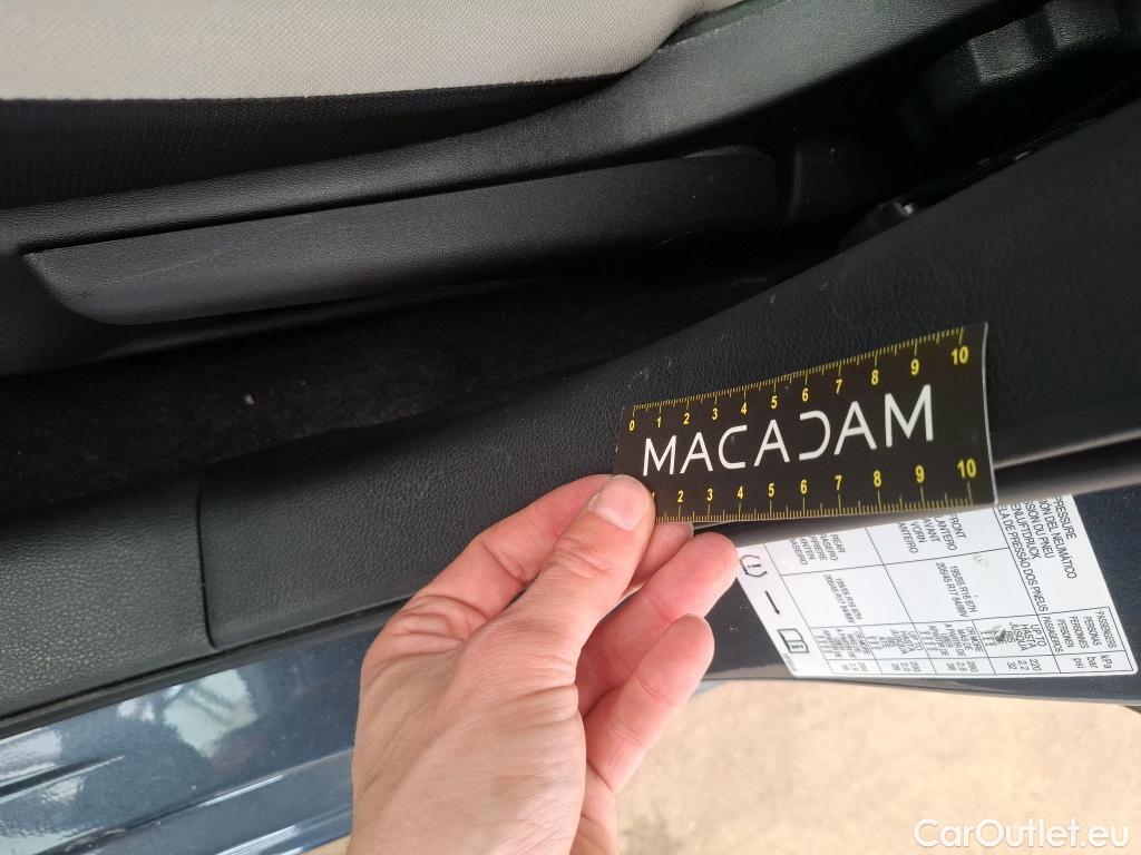  Nissan  Micra NISSAN  5p Berline IG-T 90 Made In France #10