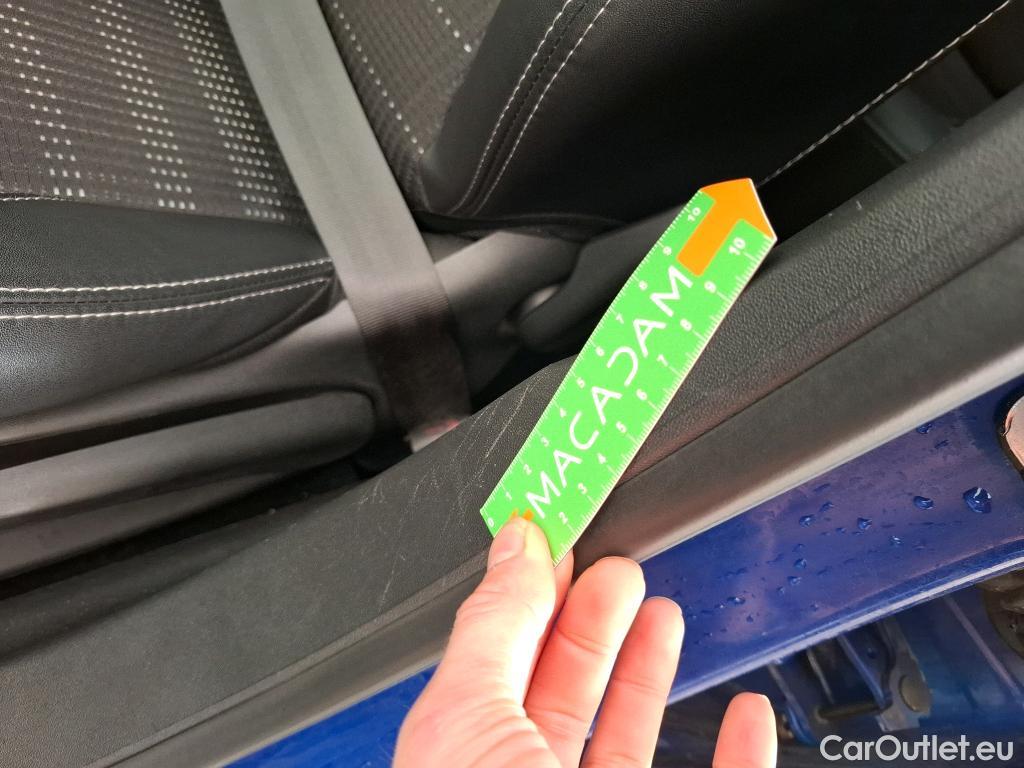  Peugeot  2008  Allure Business 1.2 PureTech 130CV BVA6 E6dT #4