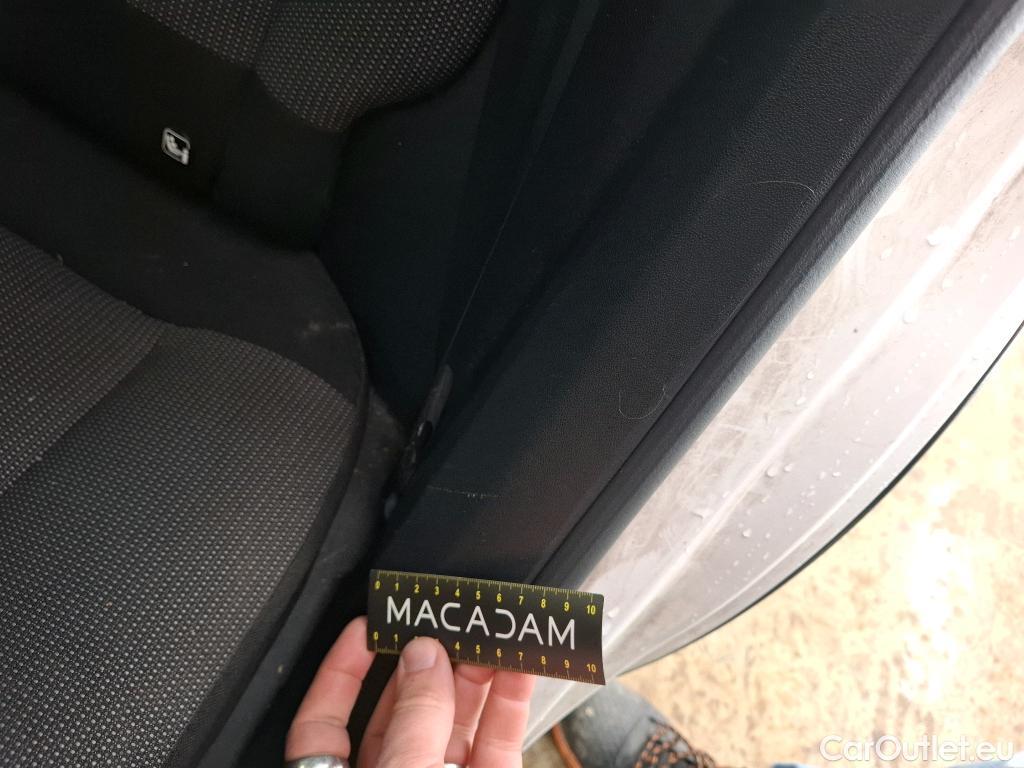  Citroen  C3  Feel Business 1.2 PureTech 80CV BVM5 E6d #42