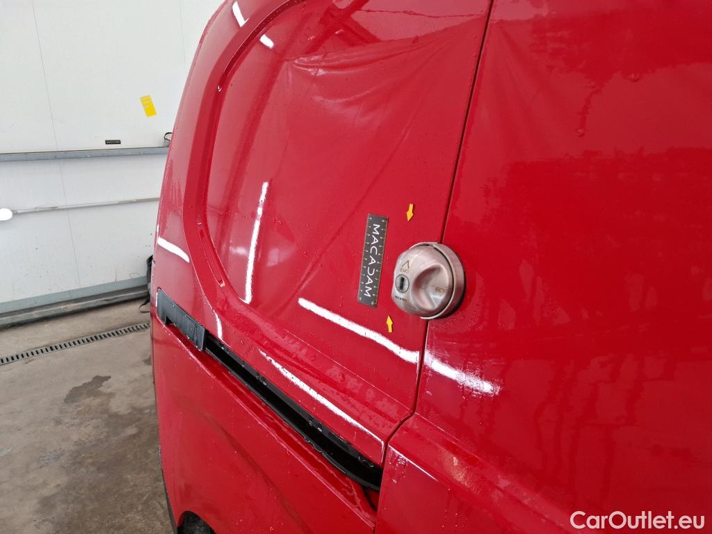  Citroen  Berlingo  Fourgon Driver M 650 1.2 PureTech 130CV BVA8 E6d #1