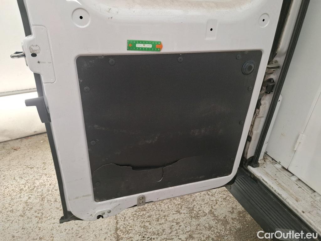  Peugeot  Boxer  Fourgon 330 L1H1 Asphalt BlueHDi 120 Stop&Start 2.2 120CV BVM6 #22