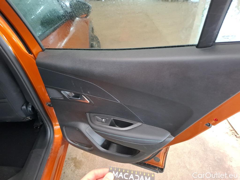  Peugeot  2008  Allure Pack 1.5 HDi 130CV BVA8 E6d #13