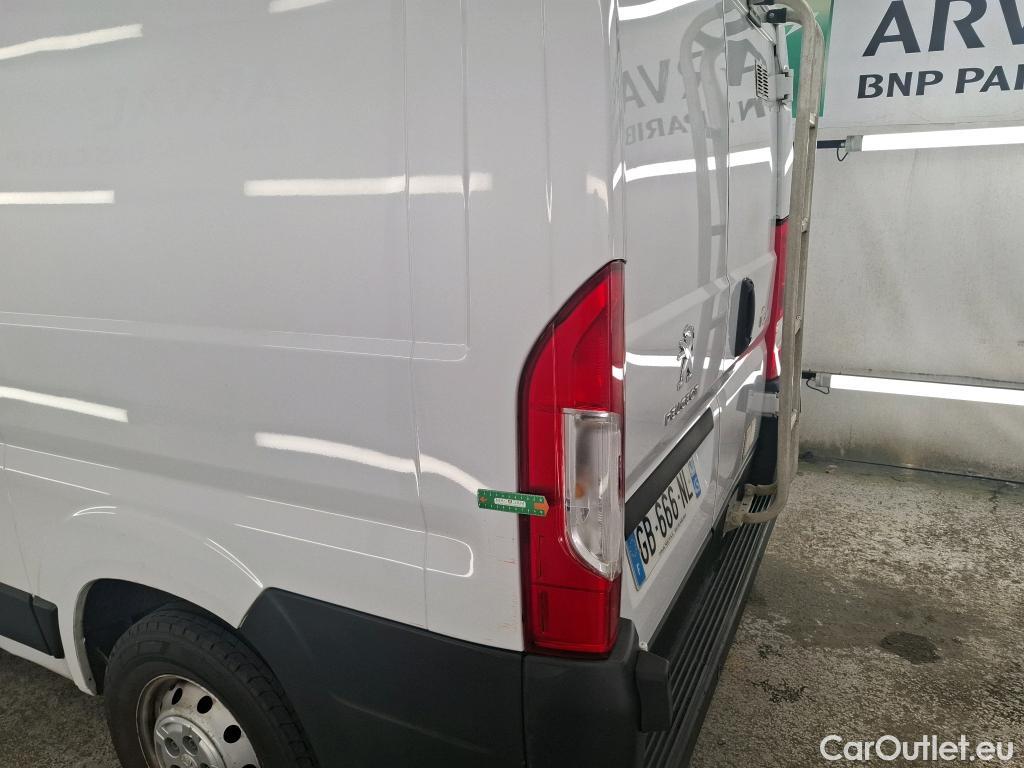  Peugeot  Boxer  Fourgon 330 L1H1 Asphalt BlueHDi 120 Stop&Start 2.2 120CV BVM6 #36