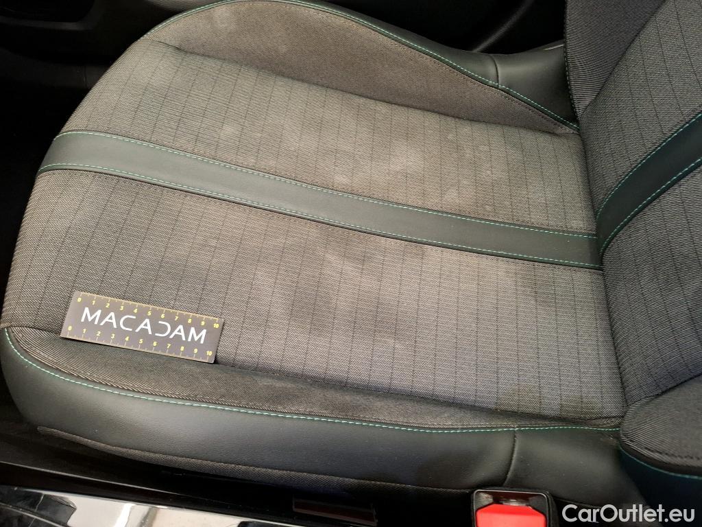  Peugeot  2008  Allure Pack 1.5 HDi 130CV BVA8 E6d #27