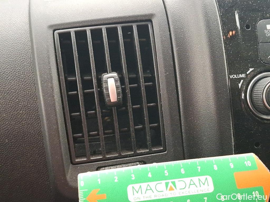  Peugeot  Boxer  Fourgon 330 L1H1 Asphalt BlueHDi 120 Stop&Start 2.2 120CV BVM6 #25