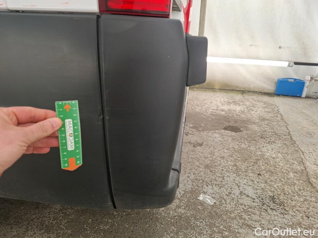  Peugeot  Boxer  Fourgon 330 L1H1 Asphalt BlueHDi 120 Stop&Start 2.2 120CV BVM6 #38