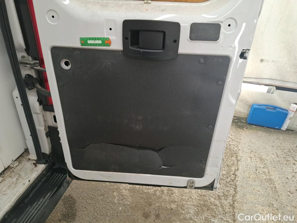  Peugeot  Boxer  Fourgon 330 L1H1 Asphalt BlueHDi 120 Stop&Start 2.2 120CV BVM6 #20