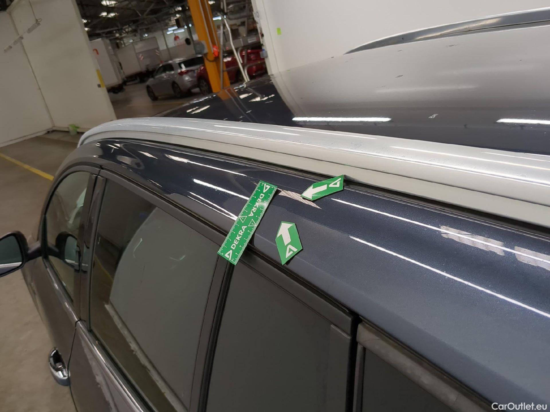  Renault  Megane  IV Grandtour Intens 1.5 dCi 115CV BVM6 E6dT #25