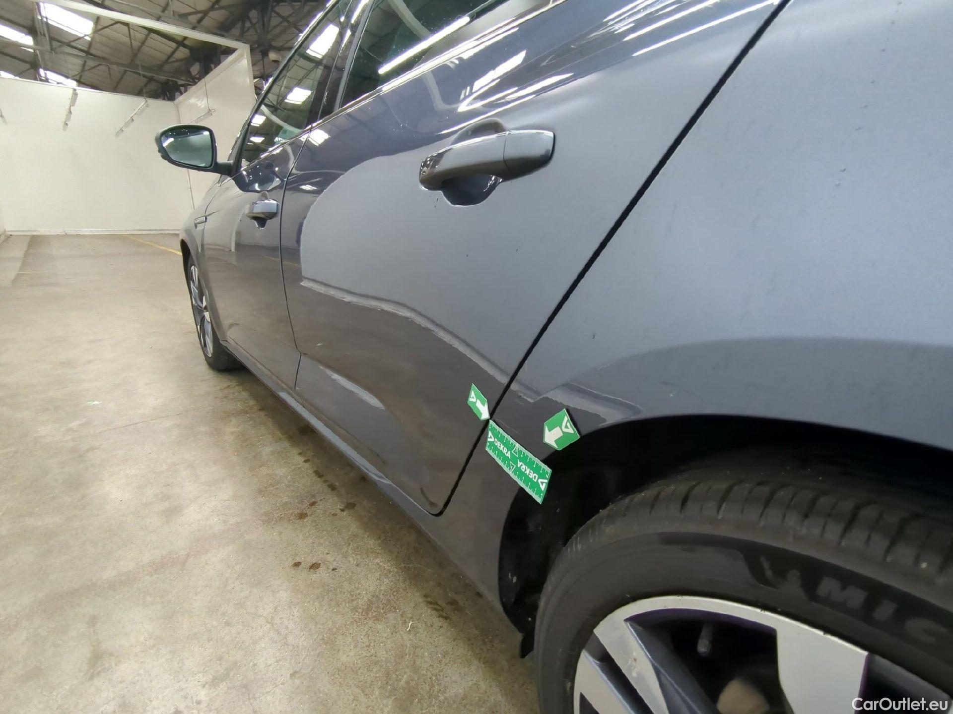  Renault  Megane  IV Grandtour Intens 1.5 dCi 115CV BVM6 E6dT #17