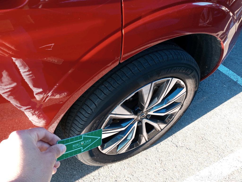  Volvo  XC60 VOLVO  / 2017 / 5P / todoterreno 2.0 B4 D Inscription Auto #4