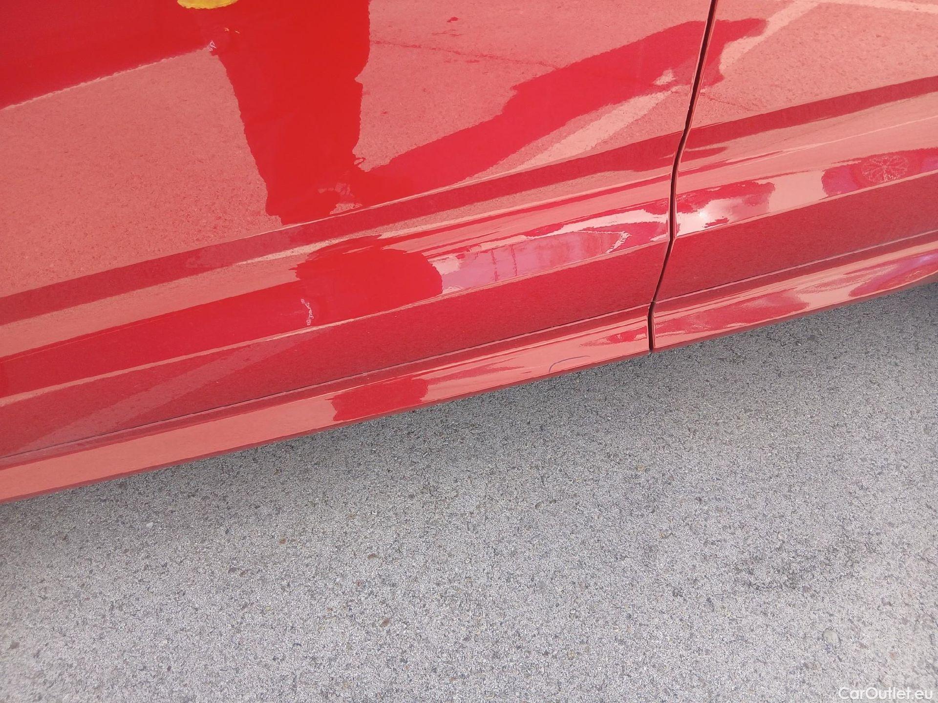  Volvo  XC60 VOLVO  / 2017 / 5P / todoterreno 2.0 T6 AWD Recharge R-Design Auto #30