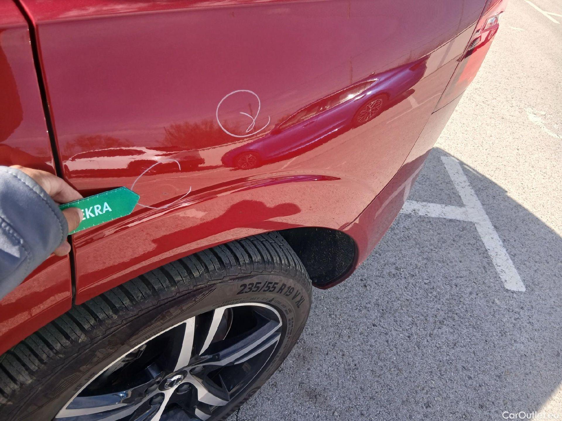  Volvo  XC60 VOLVO  / 2017 / 5P / todoterreno 2.0 T6 AWD Recharge R-Design Auto #16