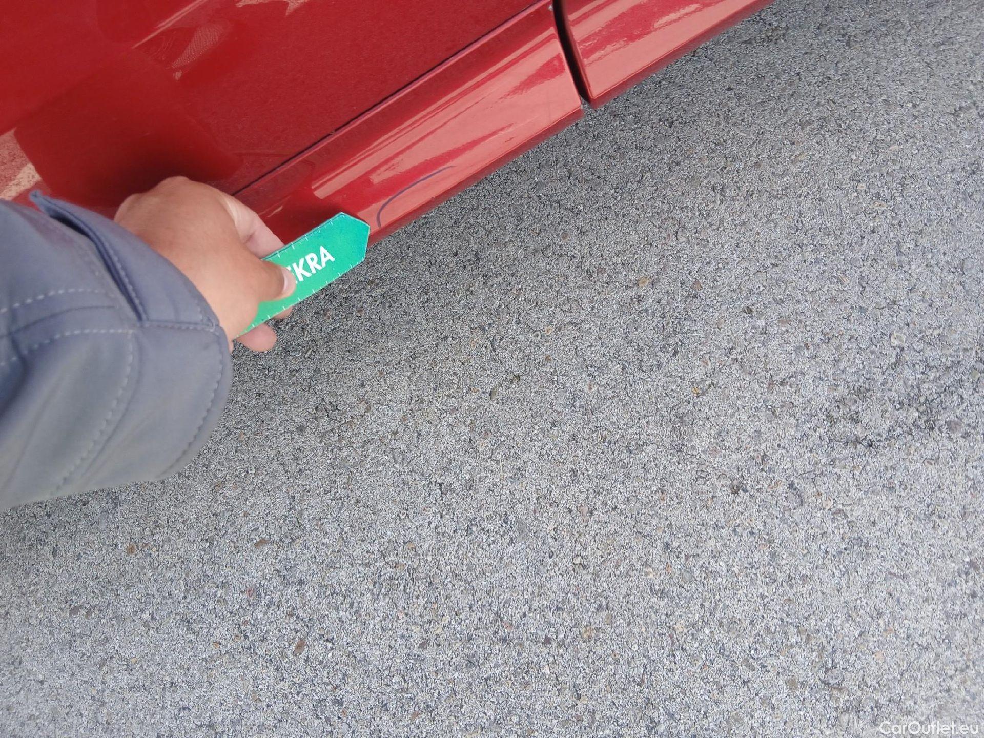  Volvo  XC60 VOLVO  / 2017 / 5P / todoterreno 2.0 T6 AWD Recharge R-Design Auto #29