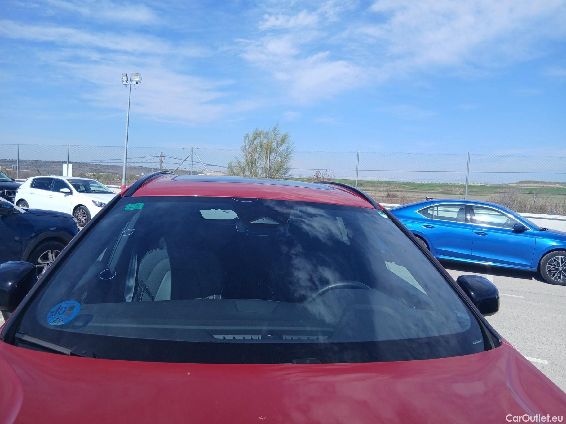  Volvo  XC60 VOLVO  / 2017 / 5P / todoterreno 2.0 T6 AWD Recharge R-Design Auto #14