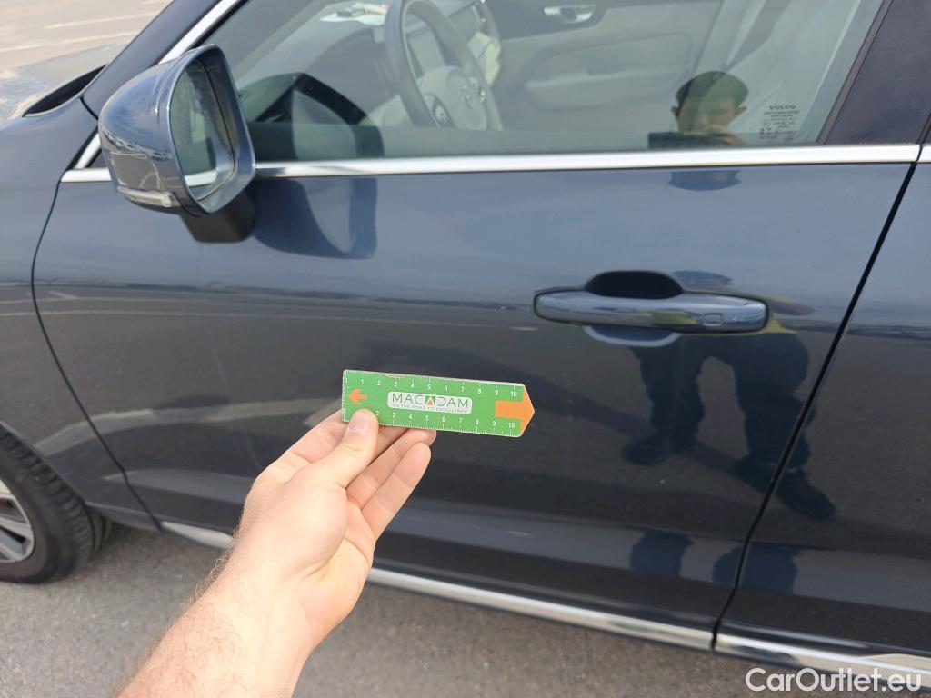  Volvo  XC60 VOLVO  / 2017 / 5P / todoterreno 2.0 B4 D Inscription Auto #8