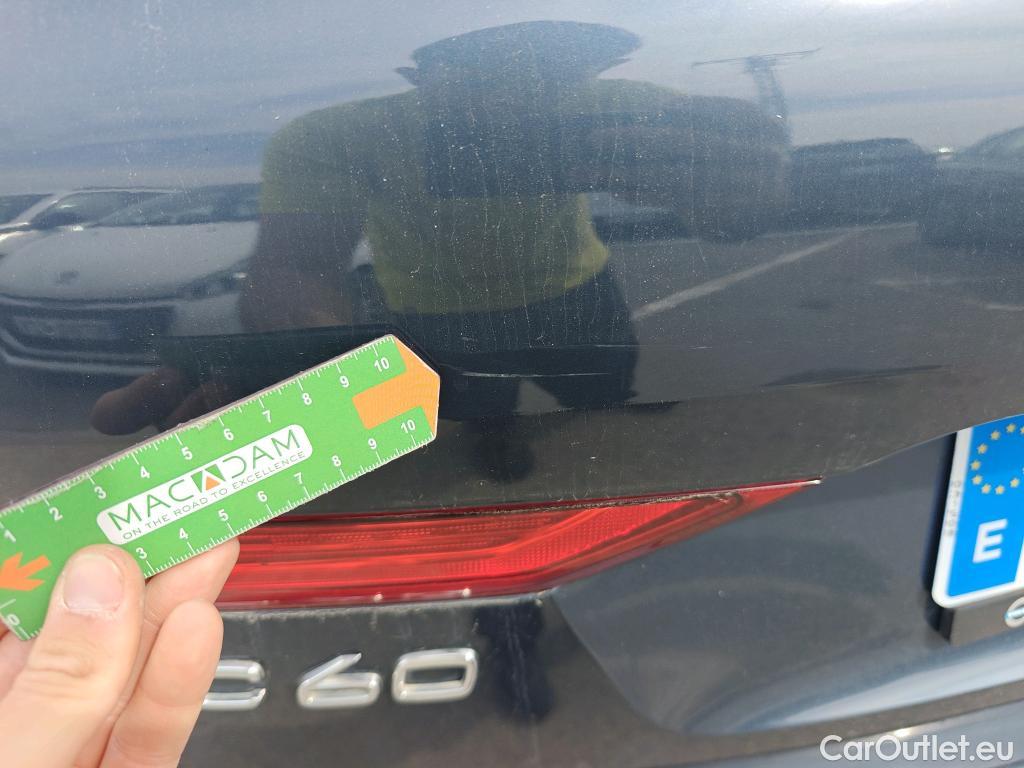  Volvo  XC60 VOLVO  / 2017 / 5P / todoterreno 2.0 B4 D Inscription Auto #36