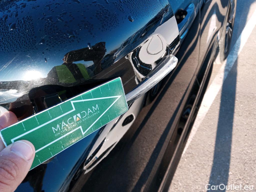  Volvo  XC60 VOLVO  / 2017 / 5P / todoterreno 2.0 B4 D4 AWD Business Plus Auto #18