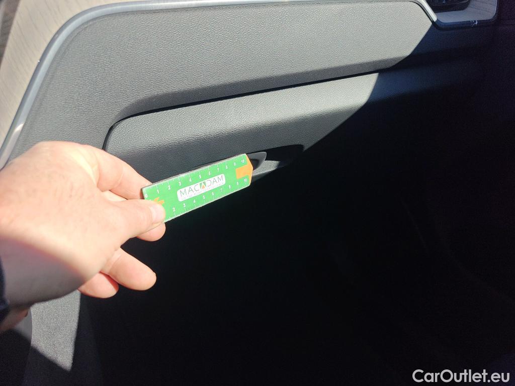  Volvo  XC60 VOLVO  / 2017 / 5P / todoterreno 2.0 T6 AWD Recharge Inscription Auto #12