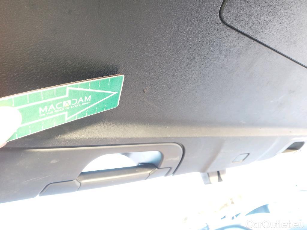  Volvo  XC60 VOLVO  / 2017 / 5P / todoterreno 2.0 B4 D4 AWD Business Plus Auto #13