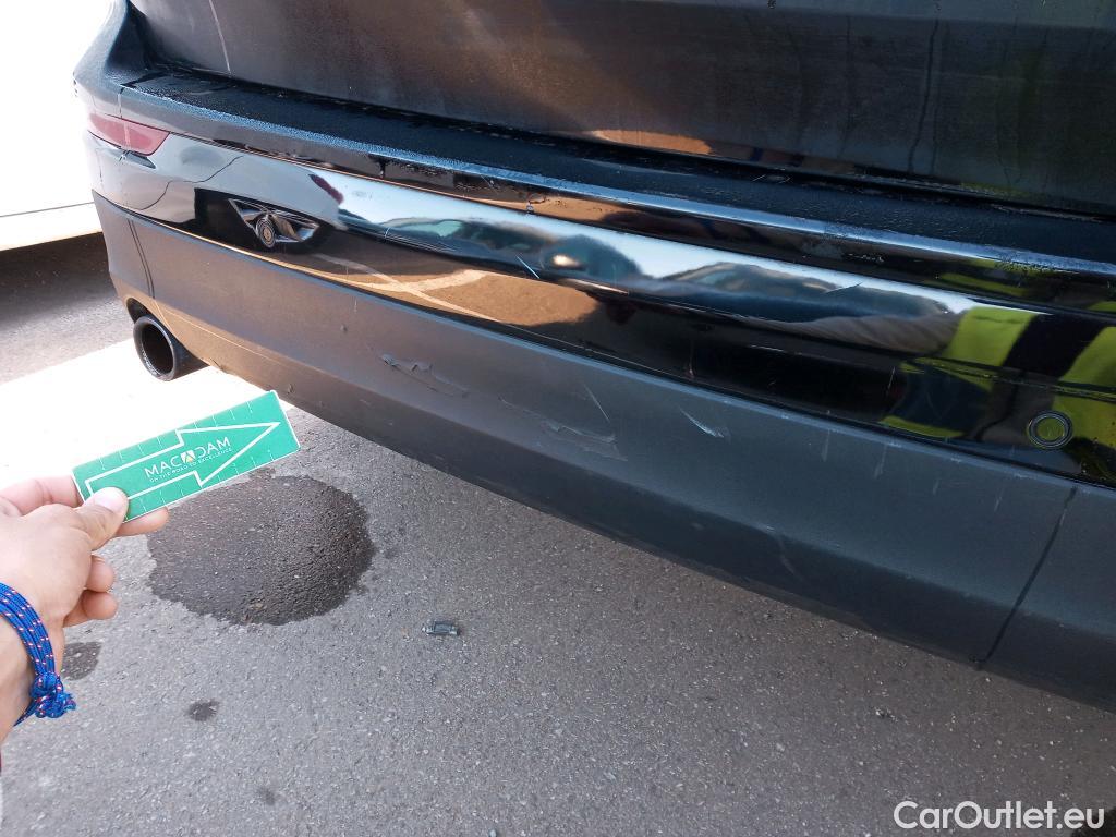  Volvo  XC60 VOLVO  / 2017 / 5P / todoterreno 2.0 B4 D4 AWD Business Plus Auto #9