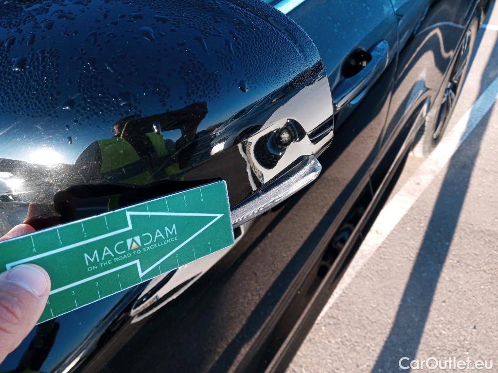  Volvo  XC60 VOLVO  / 2017 / 5P / todoterreno 2.0 B4 D4 AWD Business Plus Auto #19