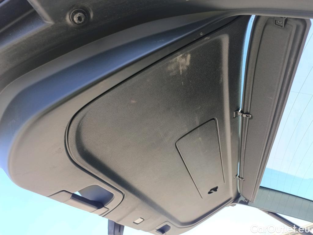  Volvo  XC60 VOLVO  / 2017 / 5P / todoterreno 2.0 T6 AWD Recharge R-Design Auto #13