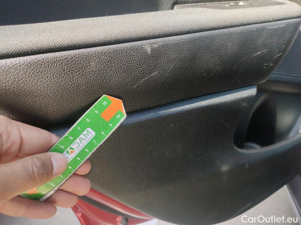  KIA  XCeed KIA  / 2019 / 5P / todoterreno 1.0 T-GDi Drive 88kW (120CV) #16