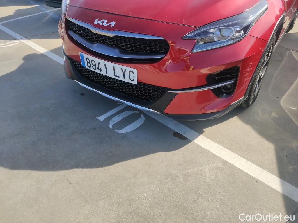  KIA  XCeed KIA  / 2019 / 5P / todoterreno 1.0 T-GDi Drive 88kW (120CV) #19