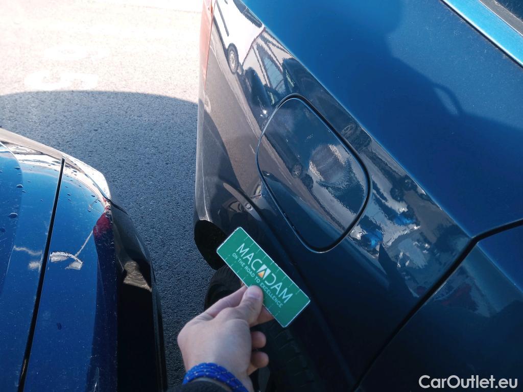  Volvo  XC60 VOLVO  / 2017 / 5P / todoterreno 2.0 T6 AWD Recharge Inscription Exp Auto #17