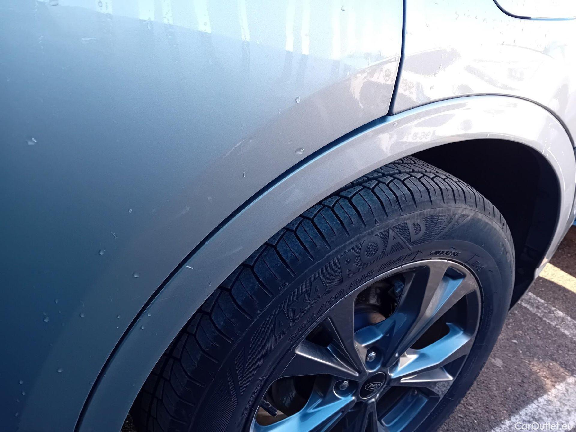  Ford  Kuga FORD  / 2019 / 5P / todoterreno ST-Line X 2.5 Duratec FHEV Auto #19