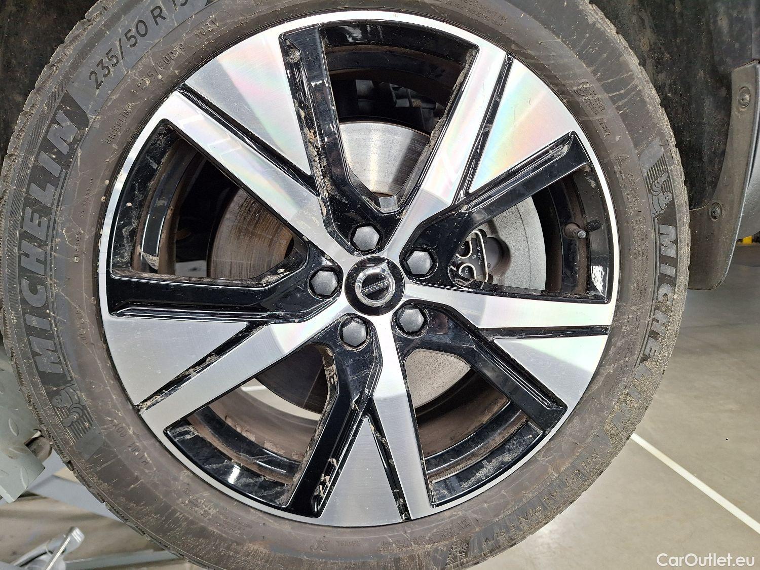  Volvo  XC 40 Volvo, XC40 '17 PHEV, Volvo XC40 T4 Recharge Geartronic R-Design 5d #1