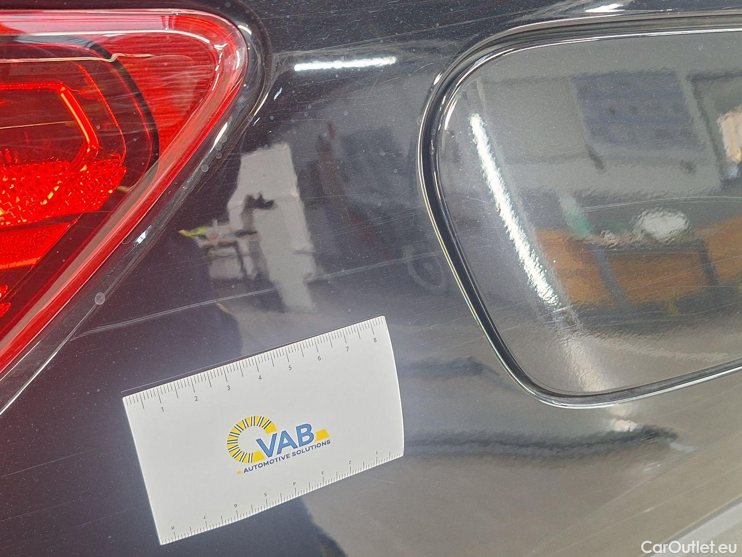  Volvo  XC 40 Volvo, XC40 '17 PHEV, Volvo XC40 T4 Recharge Geartronic R-Design 5d #19