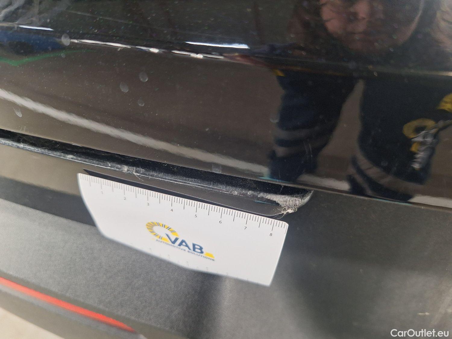  Volvo  XC 40 Volvo, XC40 '17 PHEV, Volvo XC40 T4 Recharge Geartronic R-Design 5d #21