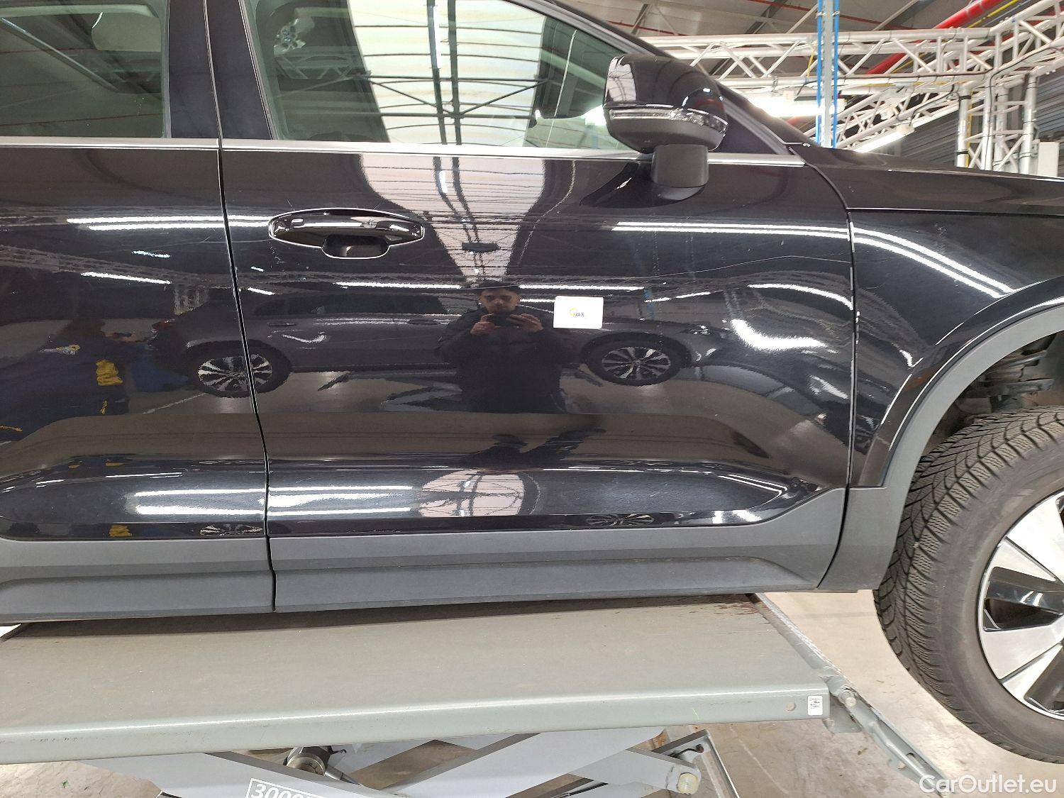  Volvo  XC 40 Volvo, XC40 '17, Volvo XC40 T5 Recharge Geartronic Inscription Expr #18