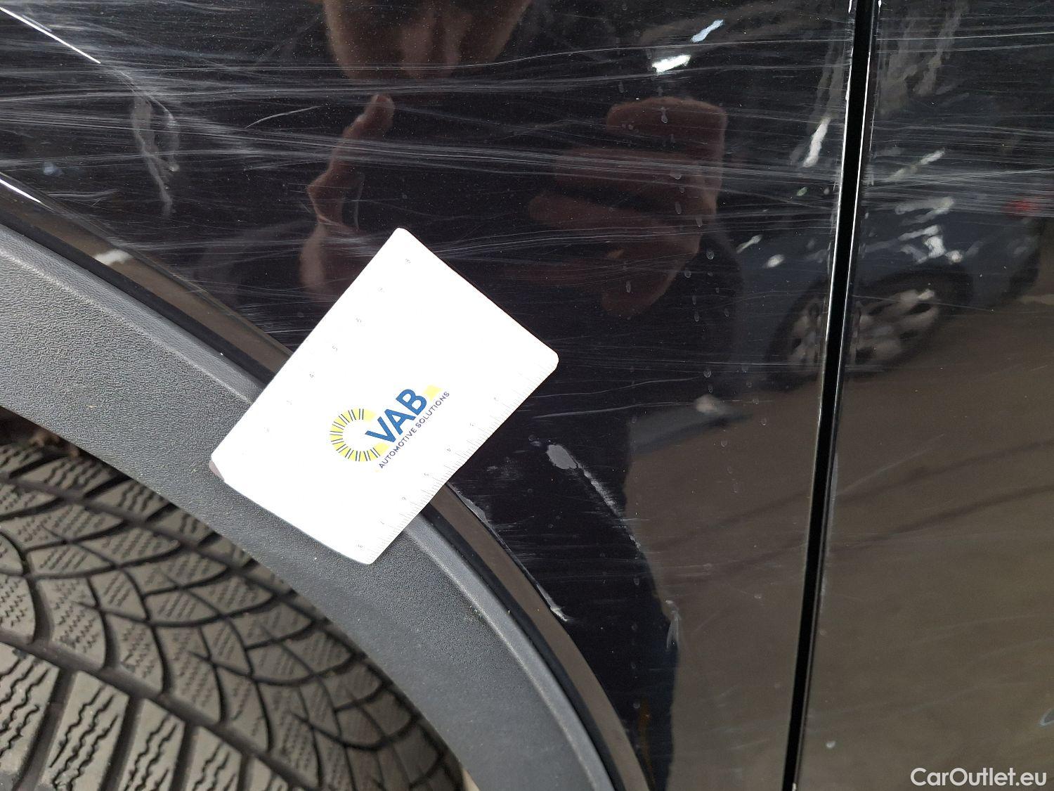  Volvo  XC 40 Volvo, XC40 '17, Volvo XC40 T5 Recharge Geartronic Inscription Expr #38