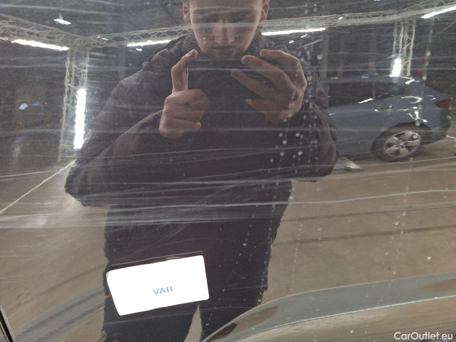  Volvo  XC 40 Volvo, XC40 '17, Volvo XC40 T5 Recharge Geartronic Inscription Expr #33