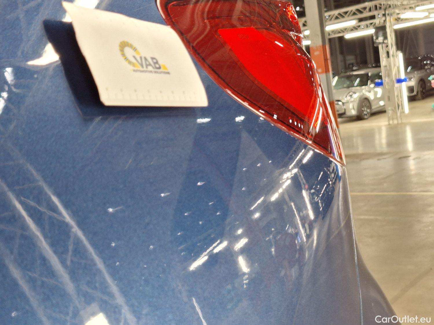  Bmw  Serie 1 BMW, 1-serie '19, BMW 1 Reeks Hatch 116d (85 kW) 5d #26