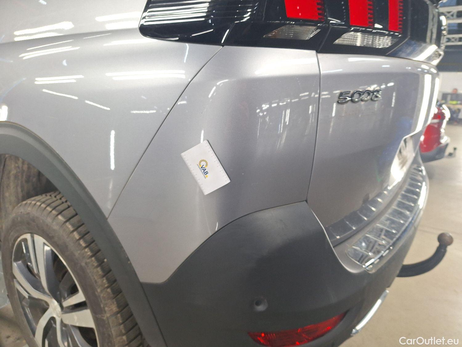  Peugeot  5008 Peugeot,  '16, Peugeot  1.5 BlueHDi 96kW S&S EAT8 GT Line 5d 7pl #28